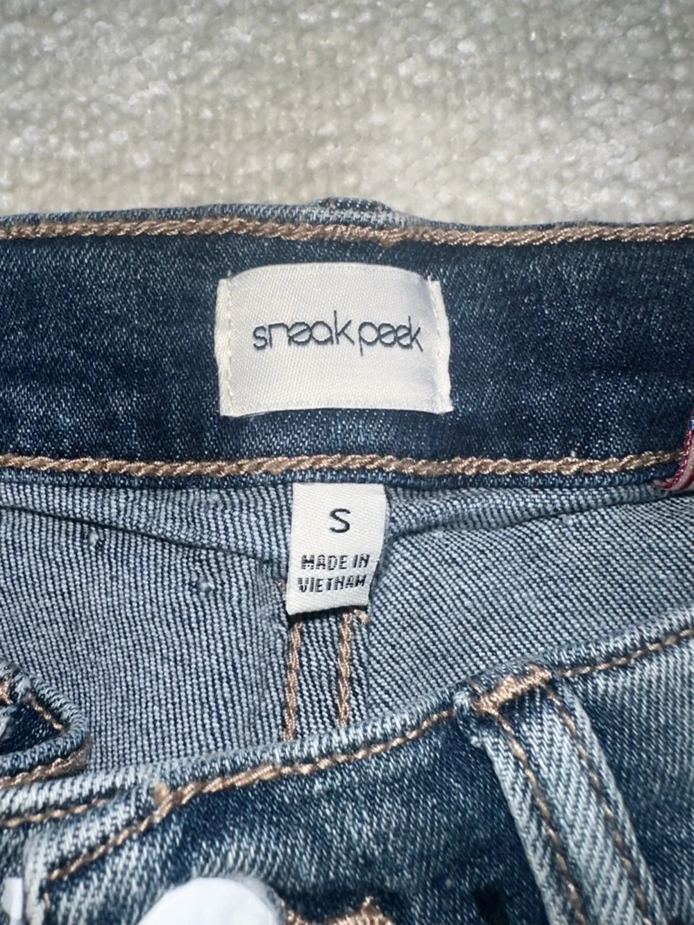 Sneak Peek Blue Denim Star-Appliqué Jean Shorts - Picture 3 of 4